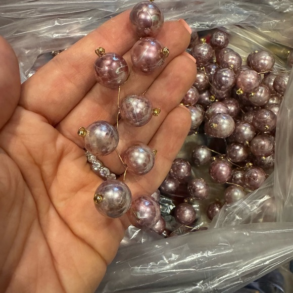 Bulk of handmade beaded blooms for projects - Picture 10 of 10